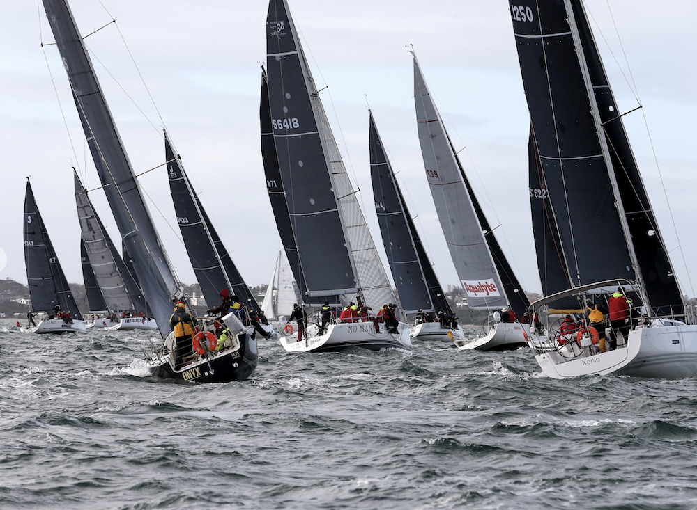 47 yachts from around the bay at the start Photo Dave Hewison (002)